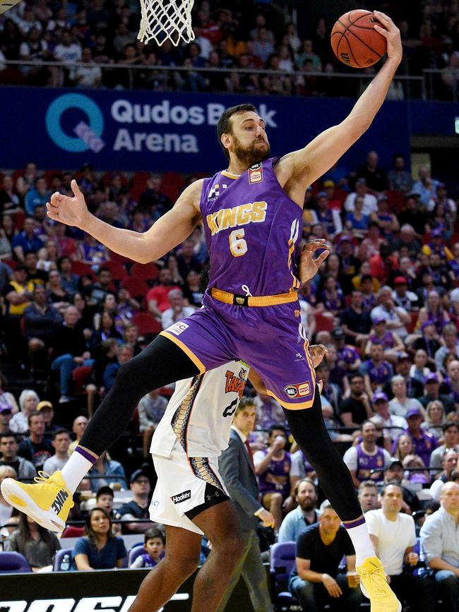 Andrew Bogut is seen during the Round 15 NBL match between the Sydney Kings and the Cairns Taipans at Qudos Bank Arena in Sydney, Saturday, January 11, 2020. (AAP Image/Bianca De Marchi)