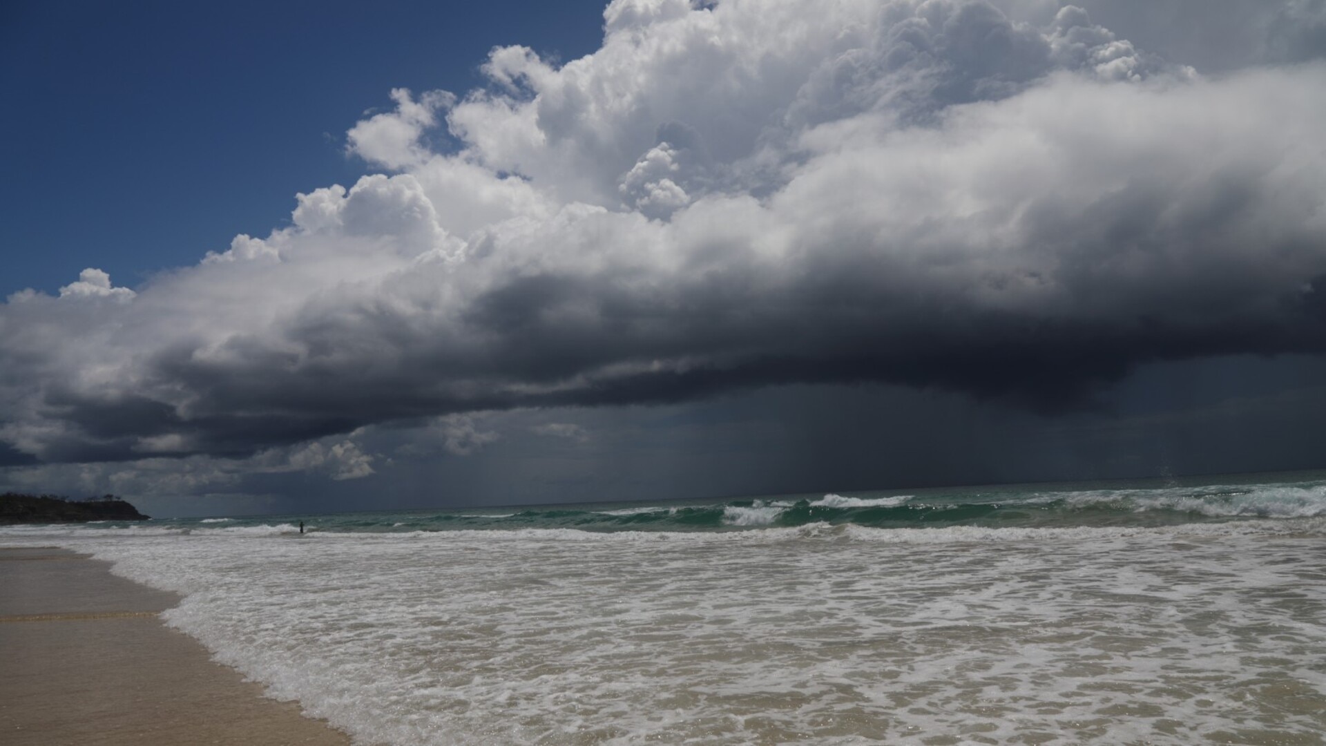 WA coast predicted to be hit by Tropical Cyclone Zelia