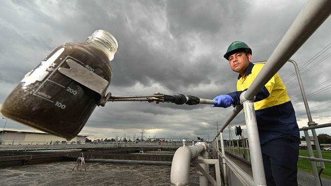 22/12/2020: Dr Warish Ahmed taking sewage samples, to test for Covid at the Oxley Creek Resource Recovery Centre, Brisbane. . Dr Ahmed's works testing wastewater for COVID-19. Lyndon Mechielsen/ The Australian