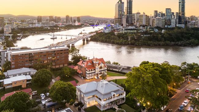 19 Leopard Street, Kangaroo Point.