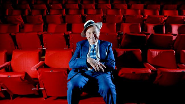 Comedian Barry Humphries at Her Majesty's Theatre.