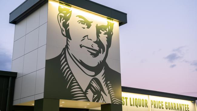 The big question for Endeavour, which houses the Dan Murphy’s liquor chain, is whether Carlyle will be able to pay a higher price for the business than the market would following a demerger.