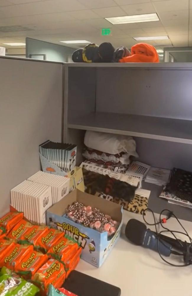 Jackson set up his mini pad at his employer’s office in Seattle. Picture: TikTok/calm.simon