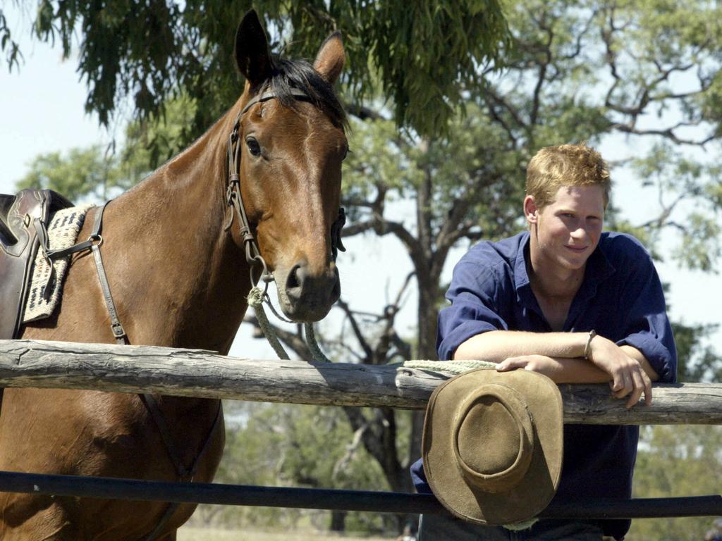 Prince harry sucking a deals smoko