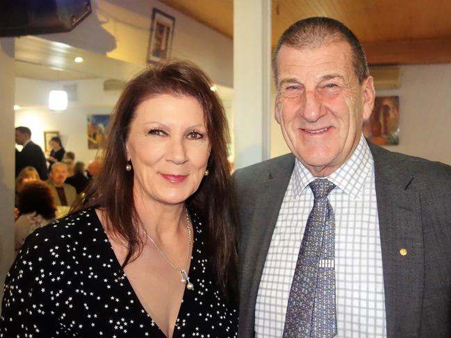 Linda Willmott with former Premier and beyondblue Chairman Jeff Kennett.