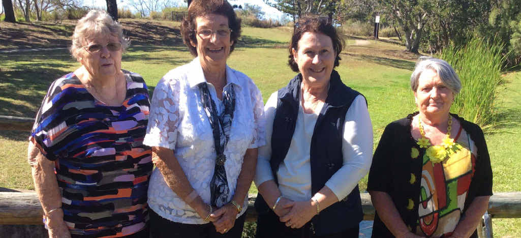 Happy gathering for ninth Dysart Reunion | The Courier Mail