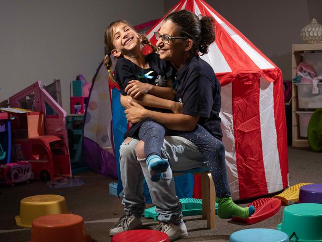 15-05-2024 Maria Luburic with her daughter Alex, 6, were both   born with neurofibromatosis type 1 (NF1). Picture: Brad Fleet