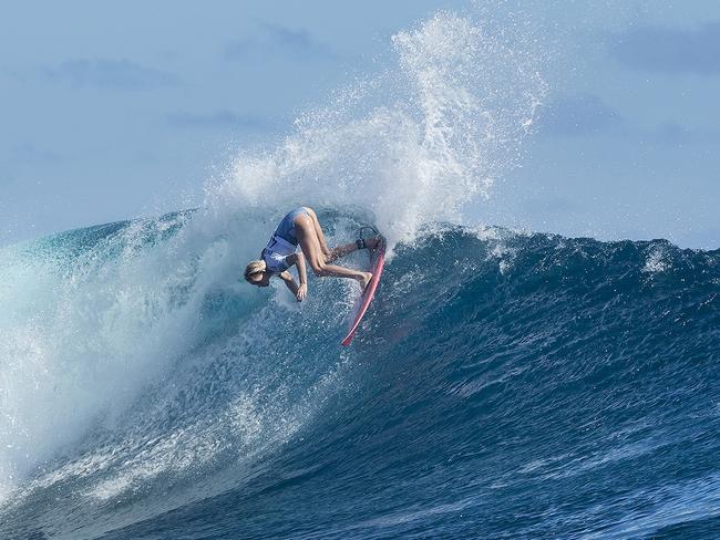 Laura Enever placed second in Round 3 after scoring a perfect 10 on this wave. Picture: Kelly Cestari