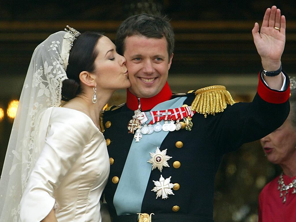 Princess Mary, Prince Frederik Stun On Red Carpet Decades After Chance ...