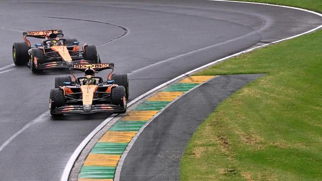 F1 fans want to see Norris and Piastri go head to head. (Photo by WILLIAM WEST / AFP)