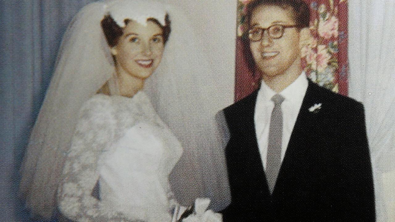 Frank and Shirley Costa on their wedding day in 1960.