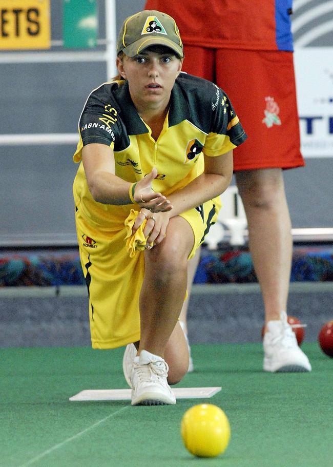 ON THE GREENS: Kelsey Cottrell during a World Team Cup meet at Tweed Heads in 2007.