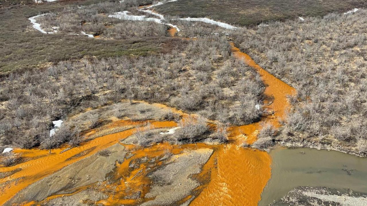 Alarming study shows Arctic rivers turning orange due to thawing ...