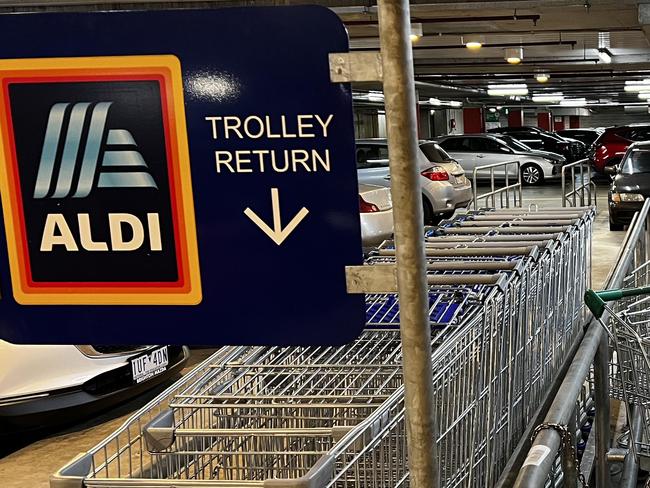 Trolley pic shows wild supermarket issue