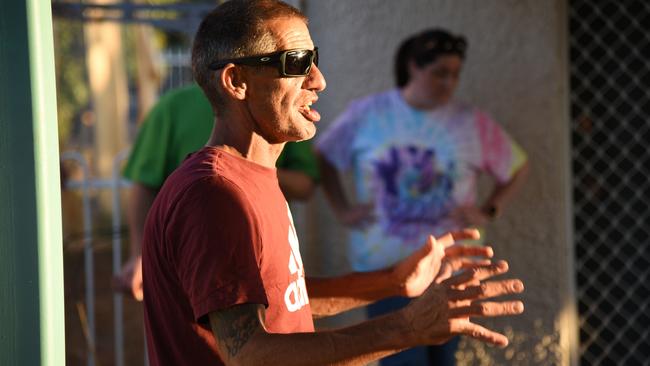 Al Johnstone convened a community meeting at Emery Ave, Woodroffe, to address an outsider invasion that has besieged the suburb, August 1, 2024. Picture: Alex Treacy