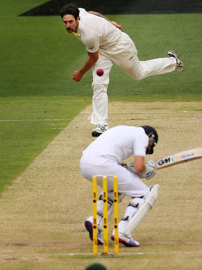 Mitchell Johnson unleashed a bouncer barrage at the English during the last Ashes series in Australia. Picture: Colleen Petch