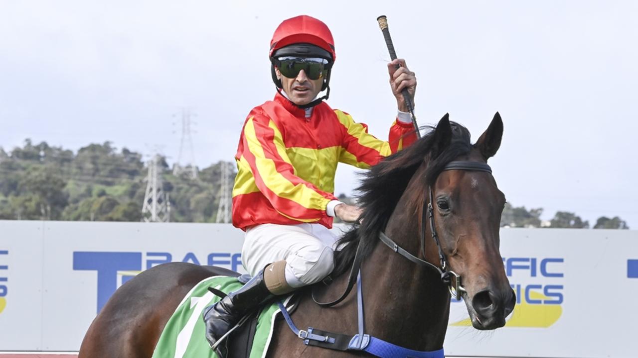 Kembla, Moree best bets, inside mail: This Tuesday tip is très bien