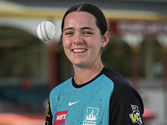 18/11/2024: Brisbane Heat fast bowler Lucy Hamilton took 5 wickets on the weekend instead of being in Surfers Paradise enjoying Schoolies week with friends, at Allan Border Field, Albion, Brisbane. pic: Lyndon Mechielsen/Courier Mail