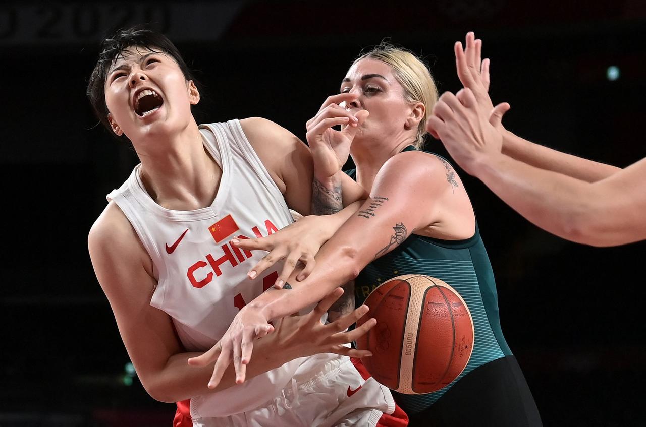 Australia’s Opals slumped to a last-second defeat to China.