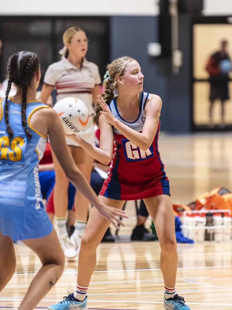 Madi Slack of Darling Downs against Peninsula in Queensland School Sport 16-19 Years Girls Netball Championships at Clive Berghofer Arena, St Mary's College, Friday, May 6, 2022. Picture: Kevin Farmer