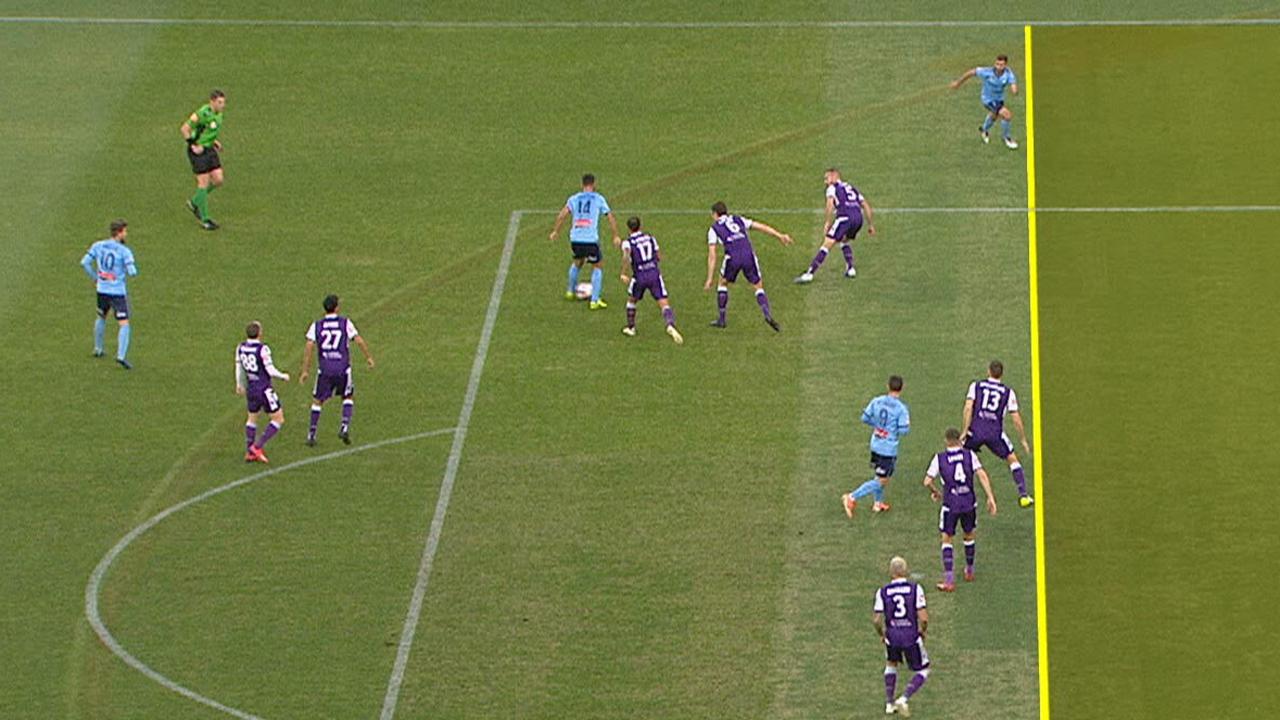 Bosnich claims VAR aren't able to draw a line on the screen when making a decision for off-side.