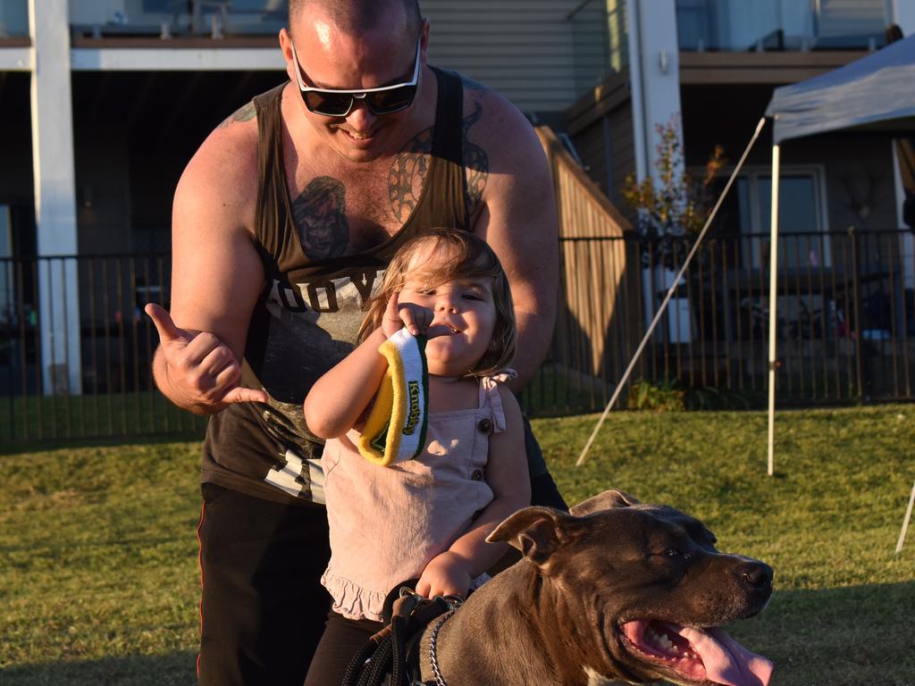 Simon O‘Malley with Elettra Hazel and Diesel at Rumble on the Reef 2021, Wake House Australia, September 25. Picture: Lillian Watkins