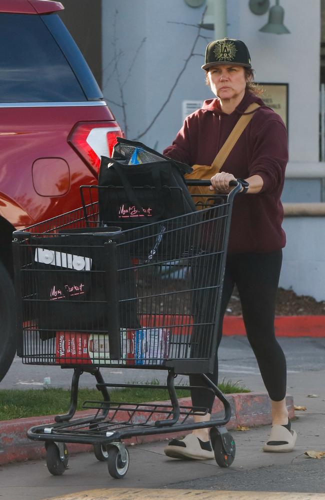 Saved by The Bell star Tiffani Thiessen is seen while out grocery shopping in Los Angeles. Picture: MEGA