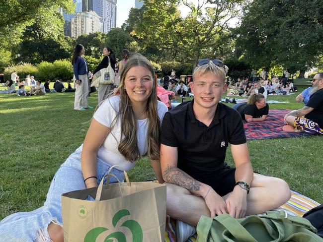 Imogen Ashcroft and Jai Absolom at Flagstaff Gardens in the Melbourne CBD for the 2024 New Year's Eve fireworks. Picture: Himangi Singh