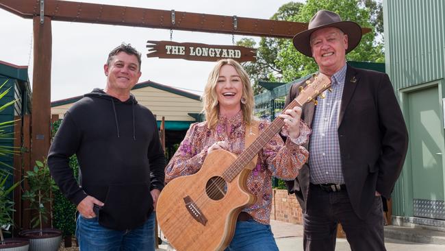 The Tamworth Country Music Festival will go ahead in January 2022, with few Covid restrictions. L-R: Craig Power, manager of The Pub Group; local singer-songwriter Ashleigh Dallas, and festival manager Barry Harley. Picture: Antony Hands