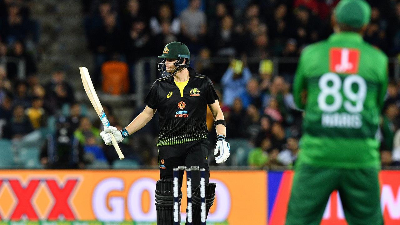 A Steve Smith masterclass guided Australia to victory in the second T20I.