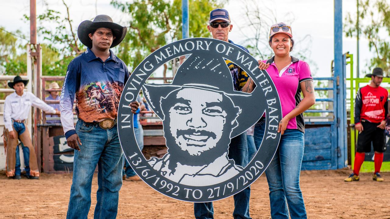 Tribute Memorial for Far North rodeo announcer Walter Baker unveiled