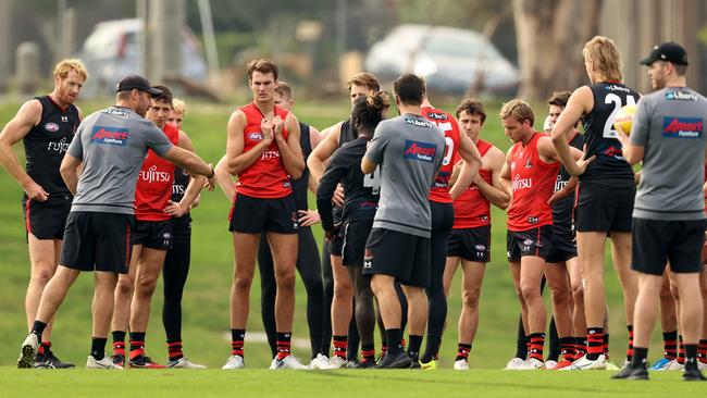 Ben Rutten speaks to his players at Essendon training. Picture: Robert Cianflone/Getty Images