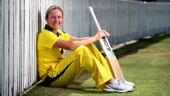 International cricket: Beth Mooney makes Ashes debut | The Weekly Times