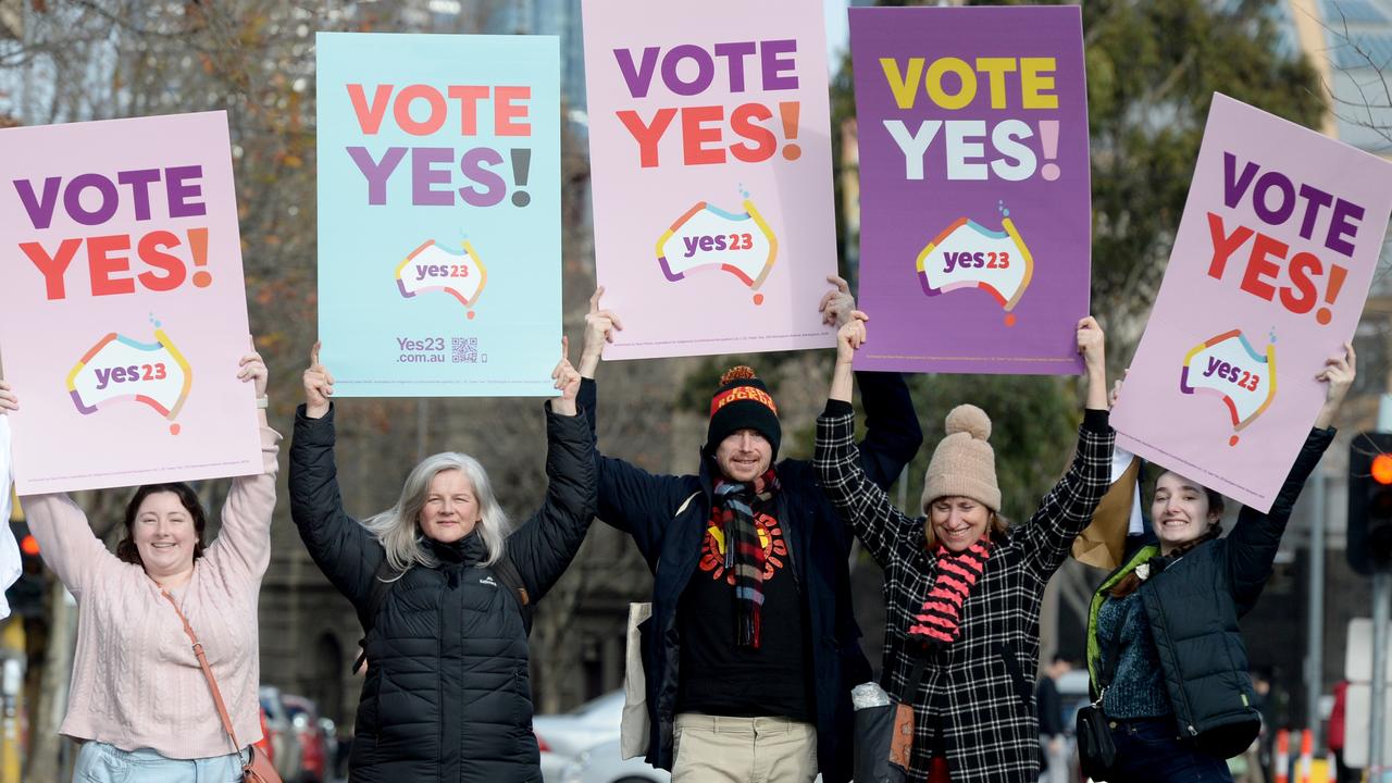 Supporters of the Voice to parliament. Picture: NewsWire / Andrew Henshaw