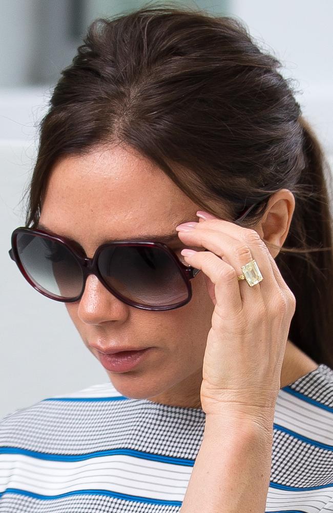 Victoria beckham yellow on sale diamond ring