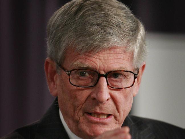 Judge Anthony Murray Gleeson, Chief Justice of High Court addressing the National Press Club in Canberra, who was appointed in 05/1998 and will be standing down from his position at attaining age 70. Gleeson was formally Chief Justice of the Supreme Court of NSW.