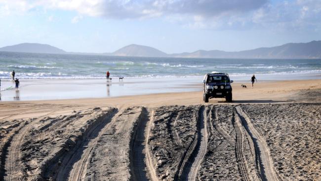 4WD tyres marks on Rainbow Beach. Photo Craig Warhurst/The Gympie Times