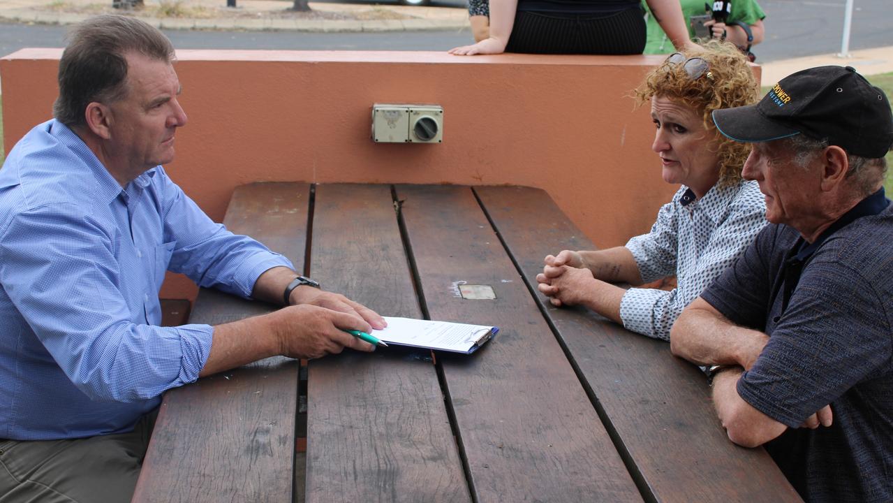 Stephen Bennett (left) launched the petition with farmer Judy Plath (middle) and Moore Park Beach Action Group spokesperson Alan Corbett (right).