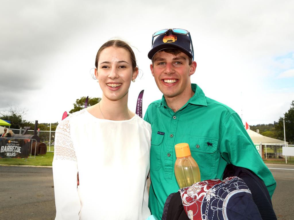 Ella Maher and Riley Warrener. Meatstock Festival, Toowoomba showgrounds. April 2022