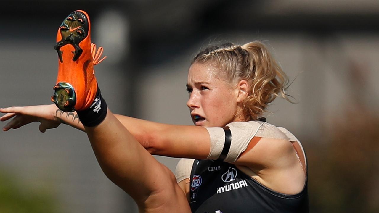 Tayla Harris Photo Aflw Trolling Is Another Example Of Sexism In Our Society Susie Obrien