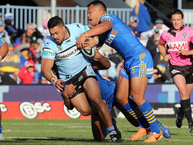 Tinirau Arona breaks the line during his time with the Cronulla Sharks in 2014. (AAP Image/ Action Photographics, Grant Trouville)