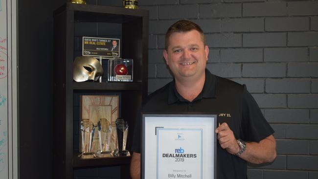 Owner of Century 21 Platinum Agents Billy Mitchell has been recognised recently as being a top deal maker in Australia with REB and as performing in the top 2% with Century 21 worldwide.