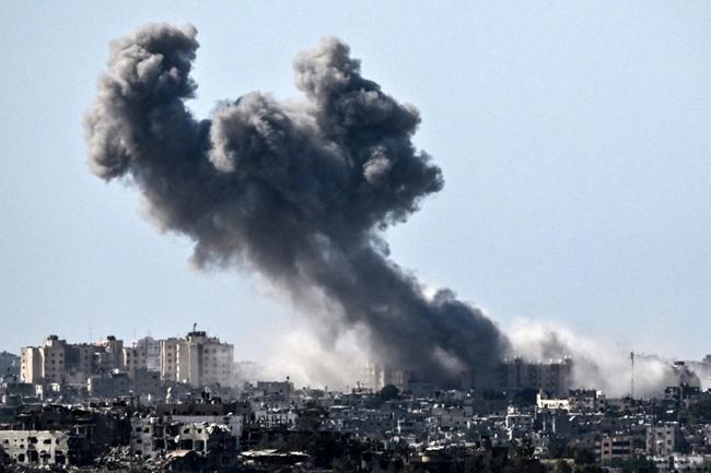 Israel plans to intensify its strikes on Gaza ahead of a ground invasion