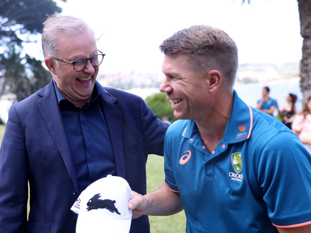 Prime Minister Anthony Albanese pictured with David Warner. Picture: NCA NewsWire / Damian Shaw