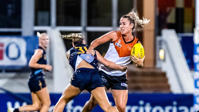 Jemma Iacono for the NTFL women's team against Claremont in the 2023 rep game. Picture: Patch Clapp / AFLNT Media