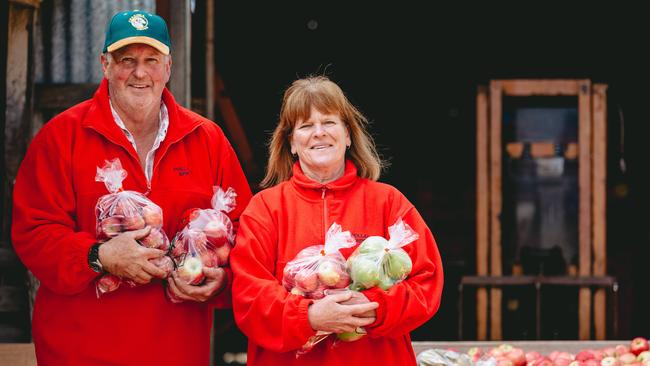 Gary and Heather sell apples in packaged 2kg bags at farmers’ markets. Picture: Chloe Smith