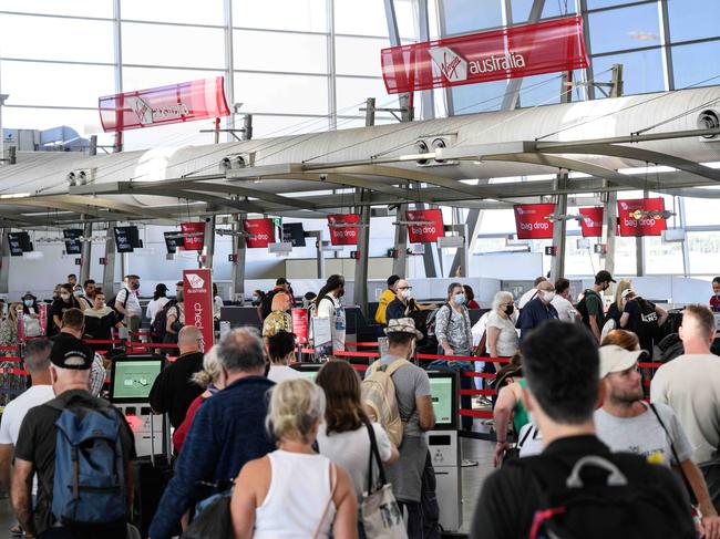 Confused passengers enraged over Sydney Airport chaos