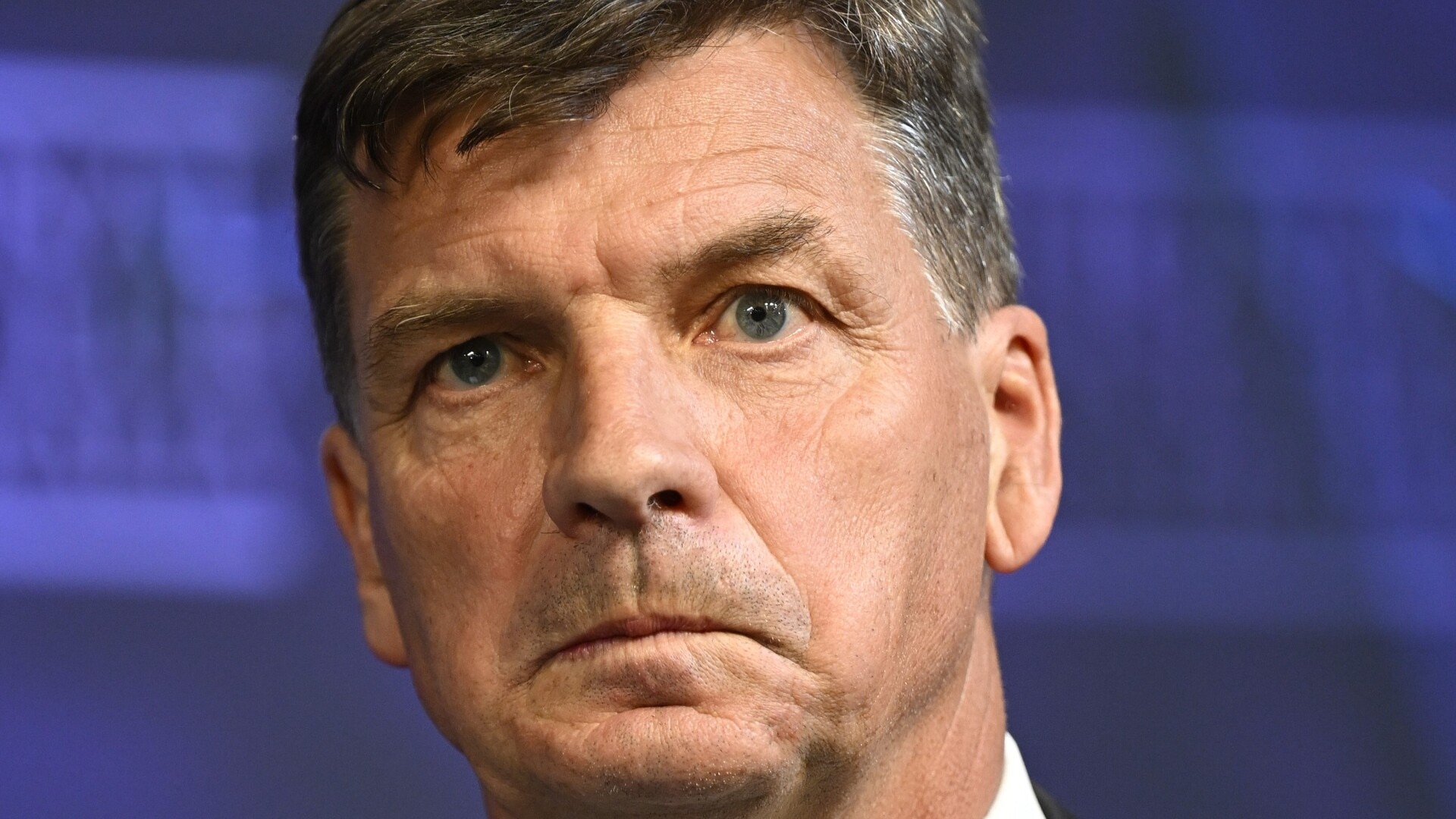 ‘Dilettante’ Coalition are in ‘crisis-mode’