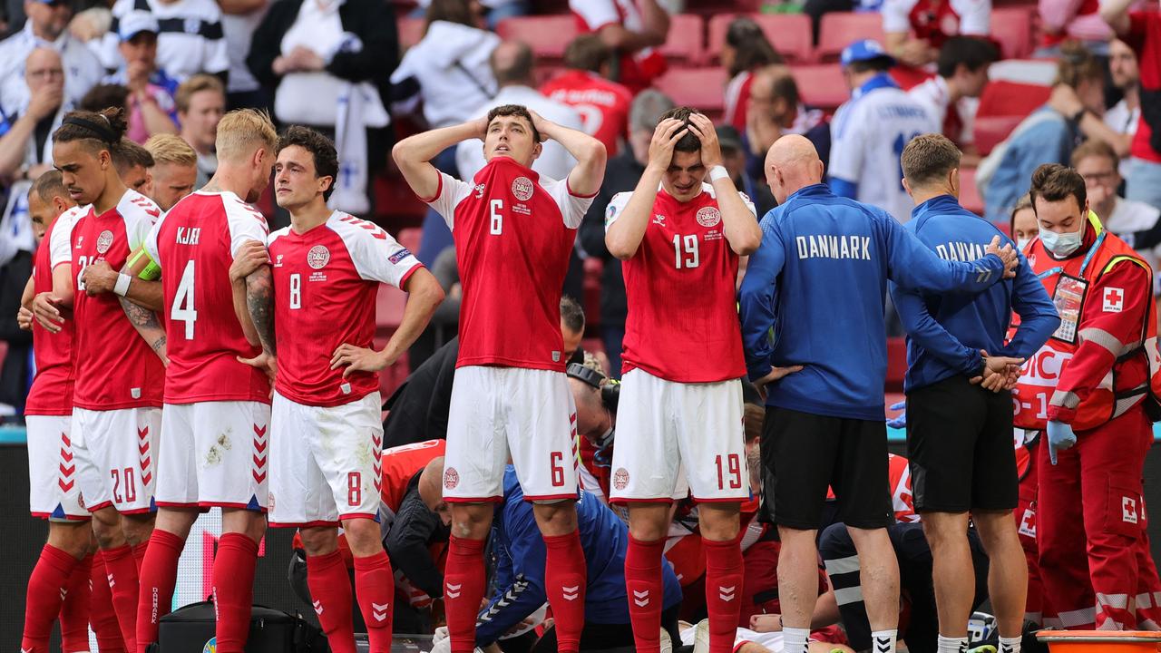 Euro 2020, England vs Denmark, Kasper Schmeichel, Raheem Sterling