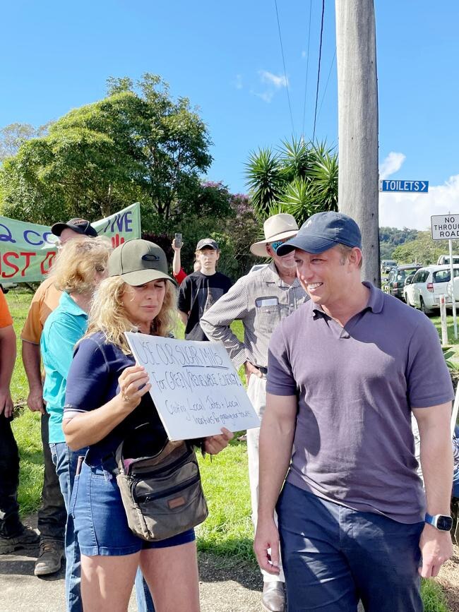 Premier Stephen Miles made the trip to Eungella to meet with the public on the pumped hydro project. Photo: Fergus Gregg